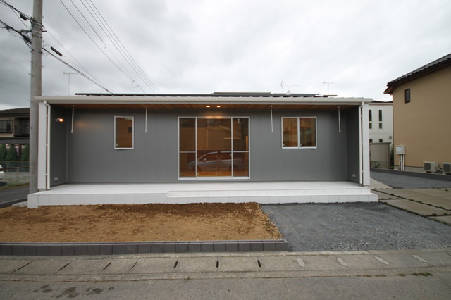 22坪の平屋 ａ様邸 Moderno Fachada Otras Zonas De 有限会社 大紘建設 Houzz