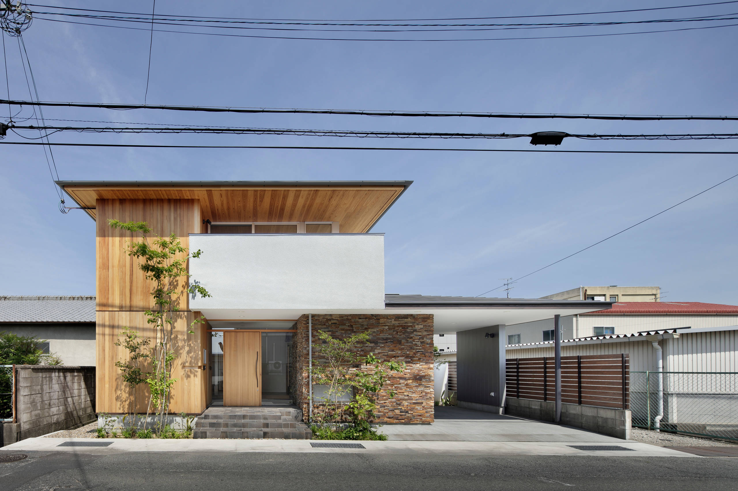 おしゃれな北欧スタイルの家の外観の画像 21年10月 Houzz ハウズ