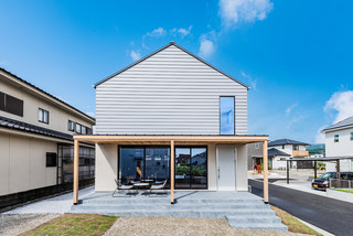 おしゃれな切妻屋根の家の画像 21年10月 Houzz ハウズ