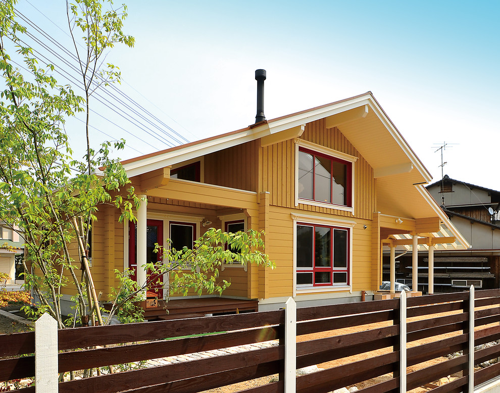 Two Story House 大きな屋根の２階建て 北欧ログハウス Scandinavian Exterior Other By Forest Crew Co Ltd Houzz