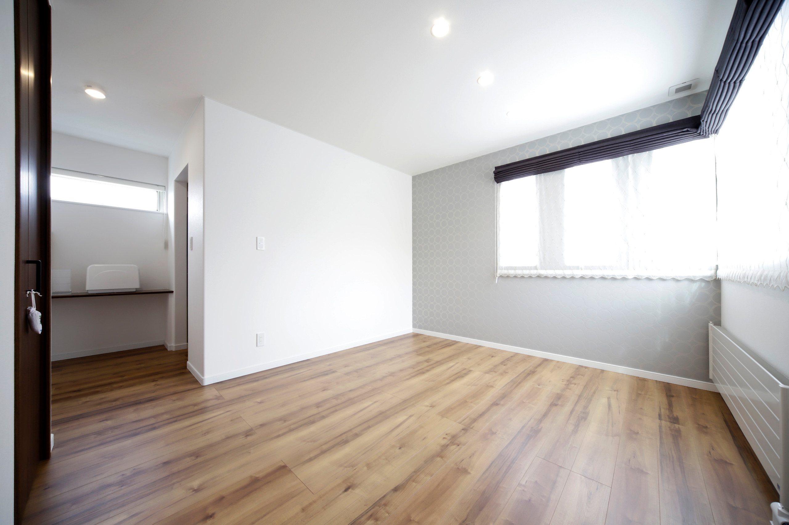 フルスペック断熱仕様で快適な住まいに Modern Bedroom Sapporo By 豊栄建設株式会社 Houzz