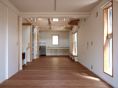 光がたっぷり入る、明るい狭小住宅をつくるには？  Houzz (ハウズ)