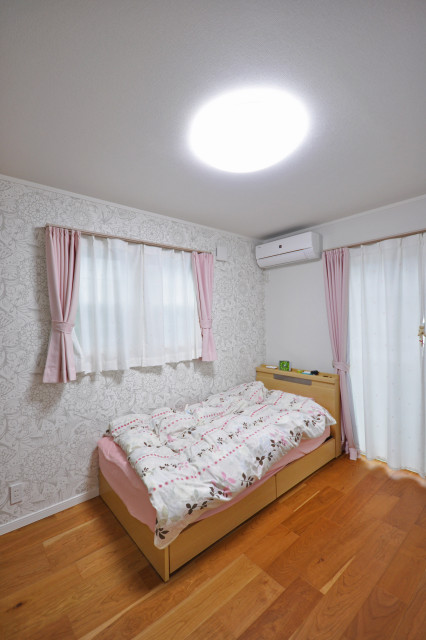 白い外壁の爽やかな平屋の外観デザイン Scandinavian Exterior Tokyo Suburbs By 株式会社コグマホーム Houzz