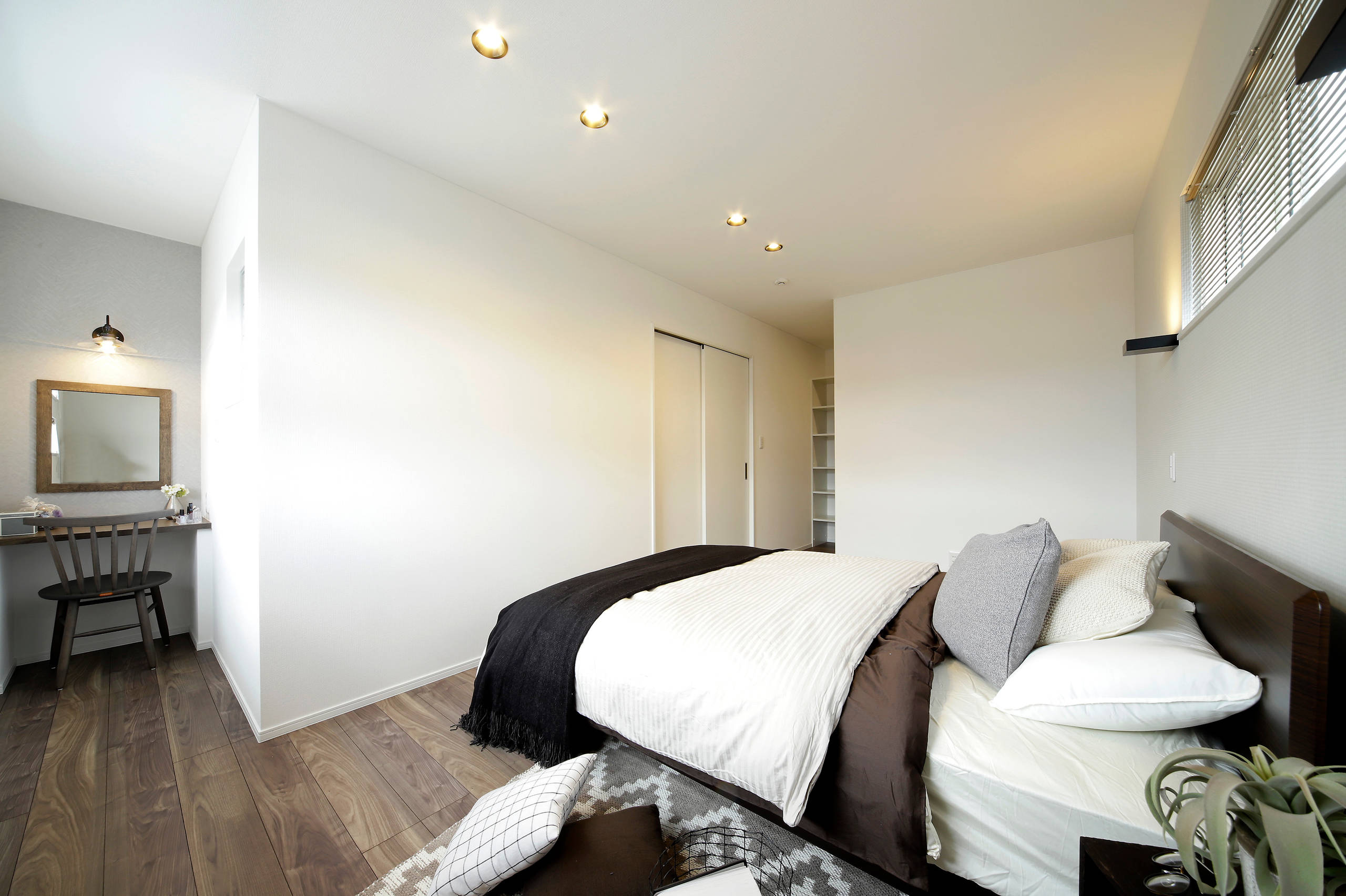 豊栄建設 平岡モデルハウス Modern Bedroom Sapporo By 豊栄建設株式会社 Houzz