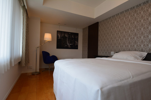 0 男性ひとり暮らしのインテリア Modern Bedroom Tokyo By Interior Design Luce Houzz