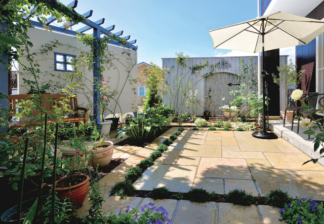 穏やかな時の流れを感じるシャビーシックという暮らし トランジショナル 庭 他の地域 株式会社オンリーワンクラブ Houzz ハウズ