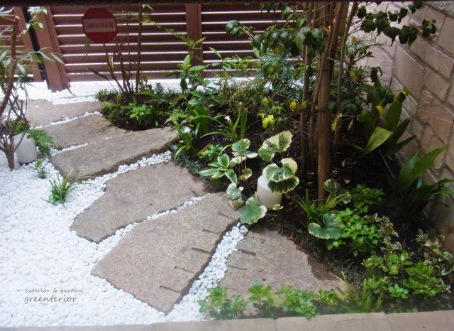 シェードプランツの和風坪庭 Landscape Other By 株式会社グリーンテリア Houzz シェードプランツの和風坪庭 Landscape Other By 株式会社グリーンテリア Houzz