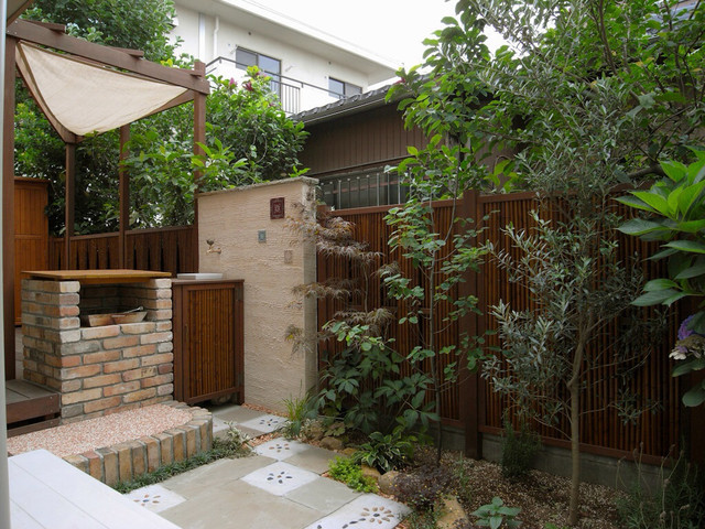 バーベキューコンロを中心に人々の集うお庭 Asian Garden Tokyo By 有限会社庭樹園 グリーンテラス Houzz Uk バーベキューコンロを中心に人々の集うお庭 Asian Garden Tokyo By 有限会社庭樹園 グリーンテラス Houzz Uk