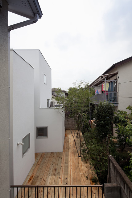 三鷹の住宅 Modern House Exterior Tokyo Suburbs By 納谷建築設計事務所 Houzz Uk