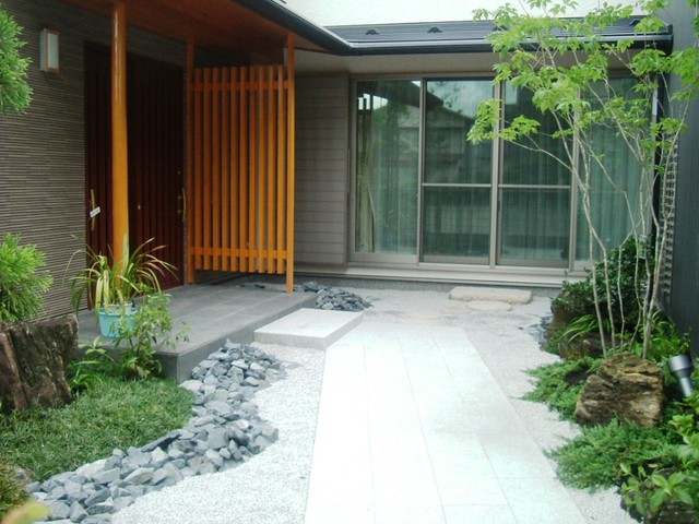 和風モダンな庭 Japones Jardin Otras Zonas De 有限会社青山造園 Houzz
