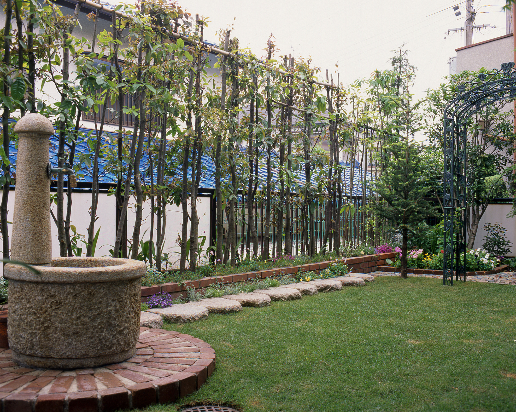大阪府k邸 芝生の庭 Asian Landscape Other By Ega 江夏庭苑事務所 Houzz
