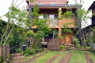 アジアンスタイルのおしゃれな庭の画像 21年8月 Houzz ハウズ