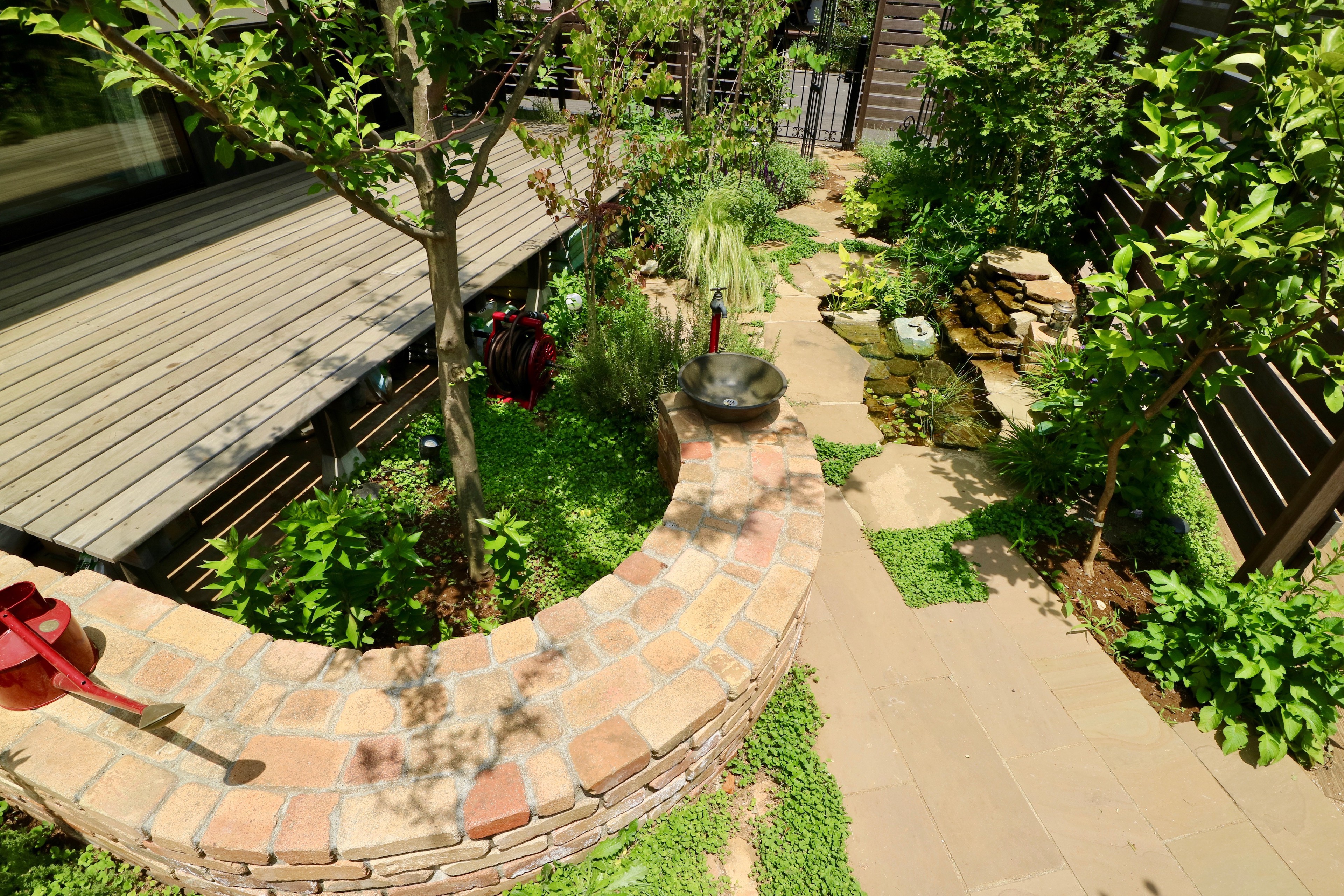 おしゃれな庭の画像 75選 22年4月 Houzz ハウズ