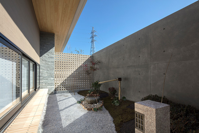 浜田の家 Japones Jardin Otras Zonas De 有 山上聖司建築設計室 Houzz