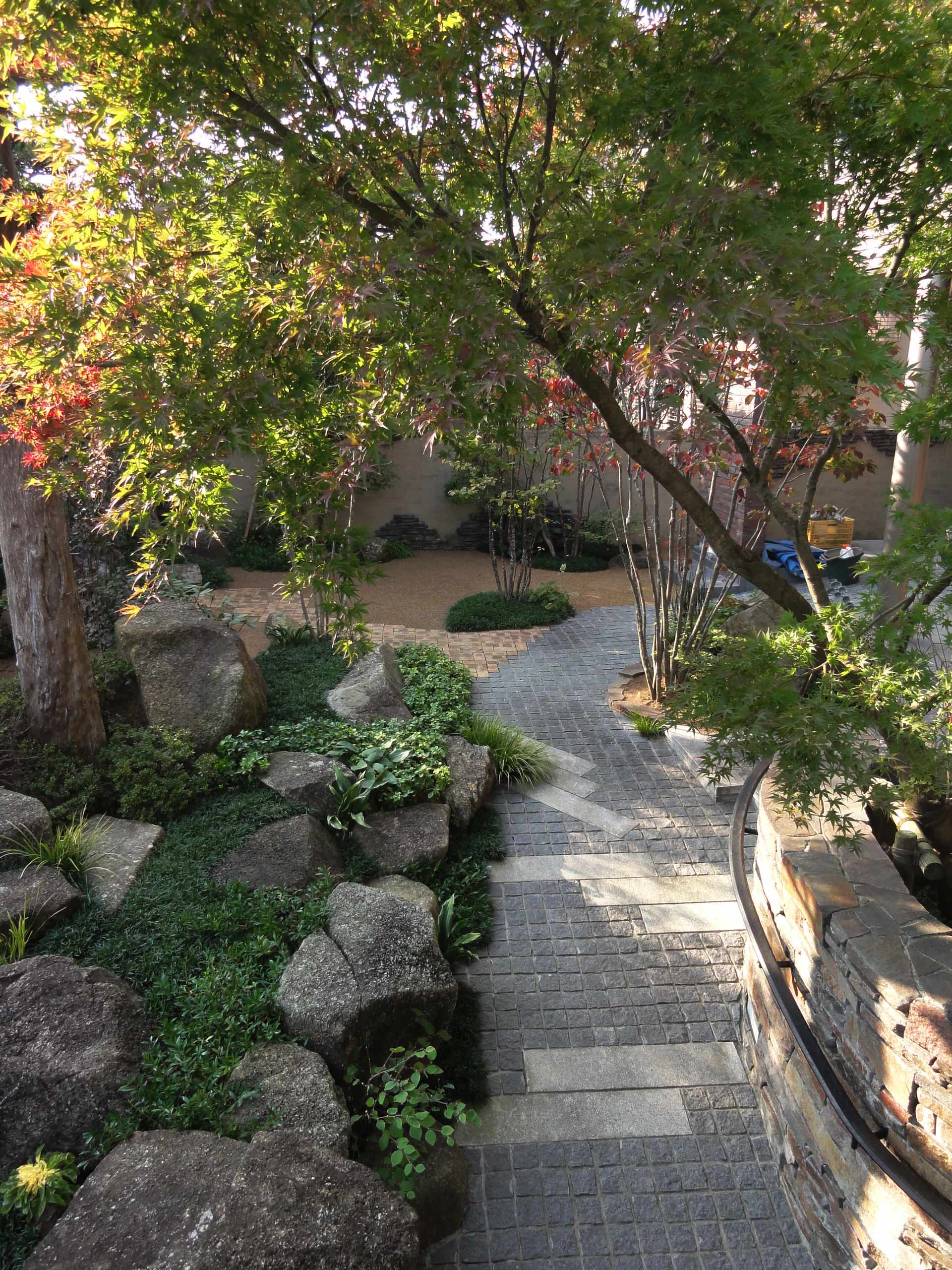 石垣のある庭 Traditional Landscape Other By 株式会社 木村グリーンガーデナー Houzz