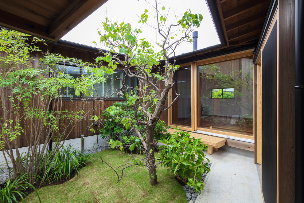 神奈川県鎌倉市の家５ Asian Landscape Tokyo By イエフォト Houzz