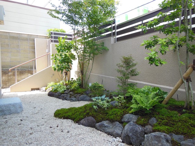 苔の坪庭 Japanisch Garten Sonstige Von あいランドスケープ Houzz