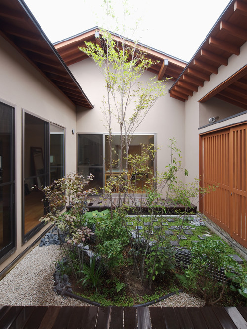 狭い庭も緑豊かな空間に おすすめの植物と庭づくりのポイント Houzz ハウズ 狭い庭も緑豊かな空間に おすすめの植物と庭づくりのポイント Houzz ハウズ