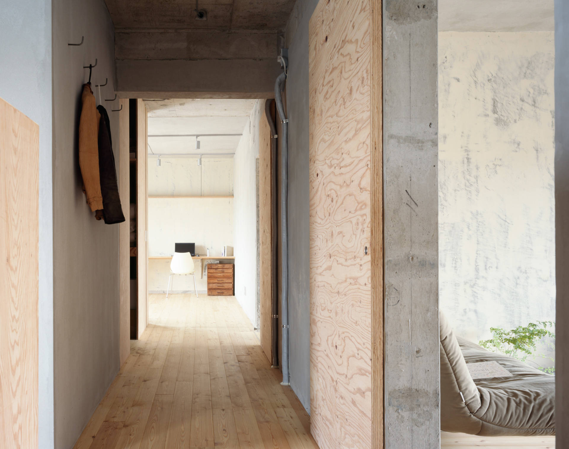 世田谷フラット Industrial Hall Tokyo By 成瀬 猪熊建築設計事務所 一級建築士事務所 Houzz 世田谷フラット Industrial Hall Tokyo By 成瀬 猪熊建築設計事務所 一級建築士事務所 Houzz
