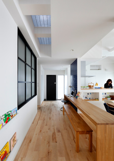回遊できる家 リノベーション 長く子供と仲良く Scandinavian Corridor Osaka By 株 一級建築士事務所アトリエm Houzz 回遊できる家 リノベーション 長く子供と仲良く Scandinavian Corridor Osaka By 株 一級建築士事務所アトリエm Houzz