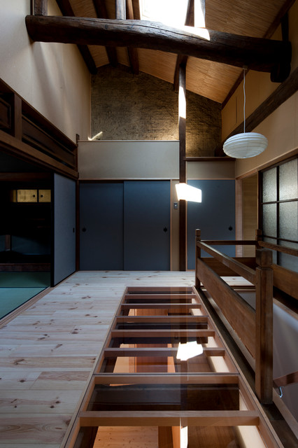 左京の町家 Japonais Couloir Kyoto Par アトリエ ブリコラージュ 一級建築士事務所 Houzz