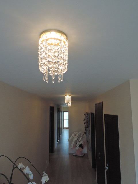 廊下の照明 ミニシャンデリア Clasico Recibidor Y Pasillo Otras Zonas De コンコルディア照明 Houzz