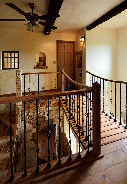 毎日の生活に 喜びと感動を N様邸 American Traditional Corridor Other By 有限会社 グリーンアンドハウス Houzz