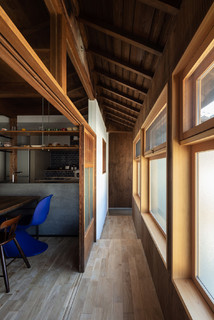 和風廊下のおしゃれなインテリア 収納 実例画像 ハウズ 21年9月 Houzz 和風廊下のおしゃれなインテリア 収納 実例画像 ハウズ 21年9月 Houzz
