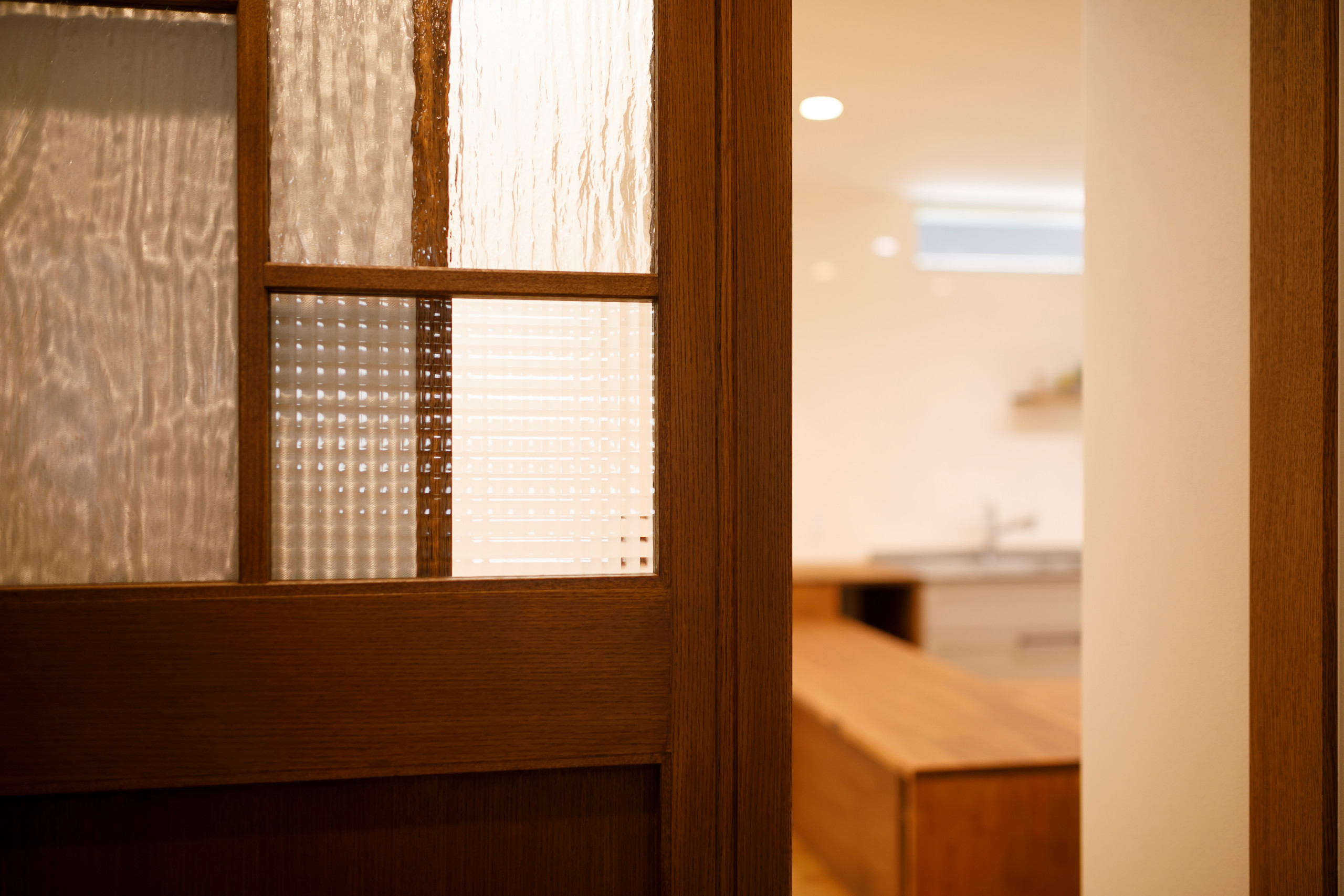 モダンスタイル廊下のおしゃれなインテリア 収納 実例画像 壁紙 ハウズ 21年10月 Houzz モダンスタイル廊下のおしゃれなインテリア 収納 実例画像 壁紙 ハウズ 21年10月 Houzz