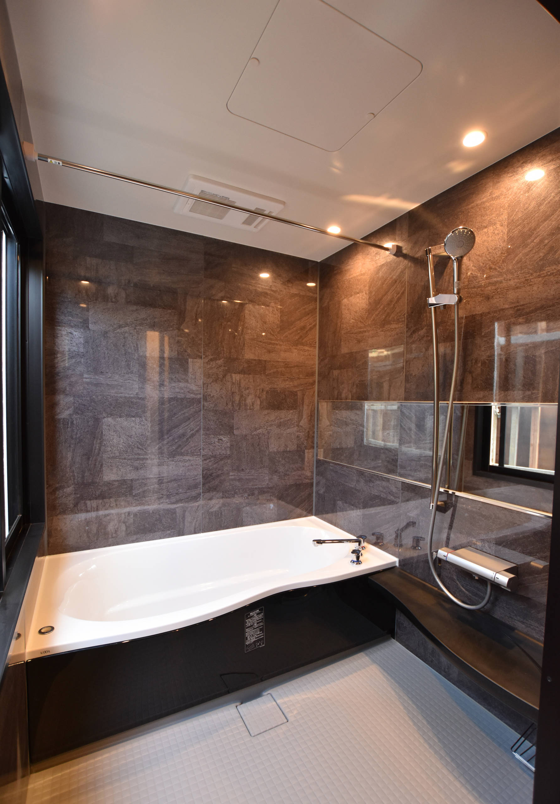おしゃれな浴室の画像 21年9月 Houzz ハウズ おしゃれな浴室の画像 21年9月 Houzz ハウズ
