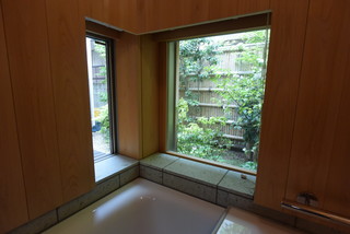高円寺の家 Japanese Bathroom Tokyo By 株式会社 松井郁夫建築設計事務所 Houzz