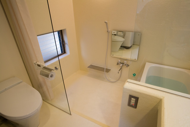 ７坪の家＿天ぷら天ふじ - モダン - 浴室 - 東京23区 - ギルド 