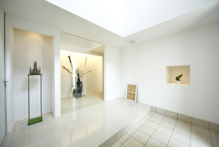 白いおしゃれな玄関の画像 75選 22年12月 Houzz ハウズ