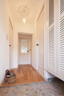 おしゃれな北欧スタイルの玄関ホールの画像 21年8月 Houzz ハウズ