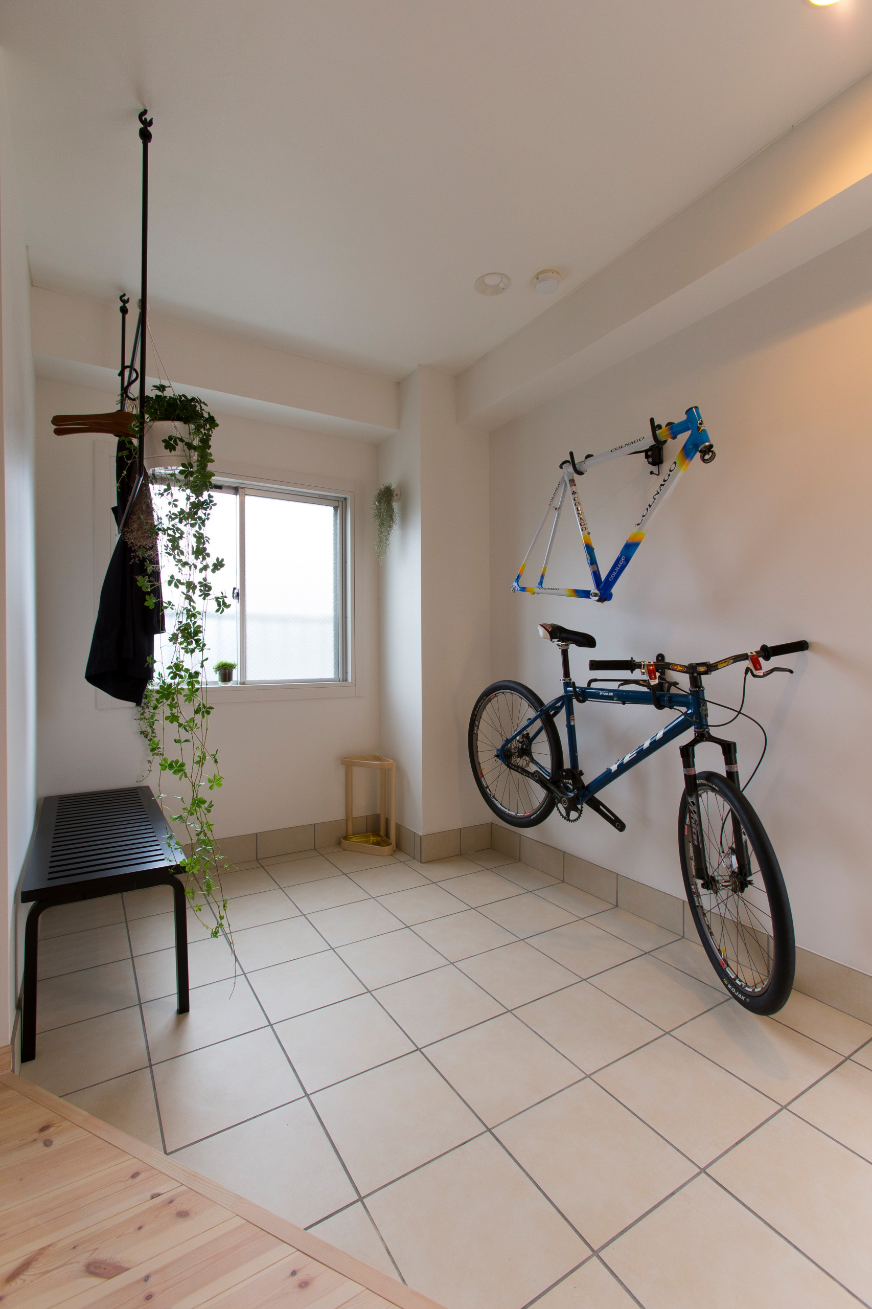 おしゃれな玄関の画像 75選 22年4月 Houzz ハウズ
