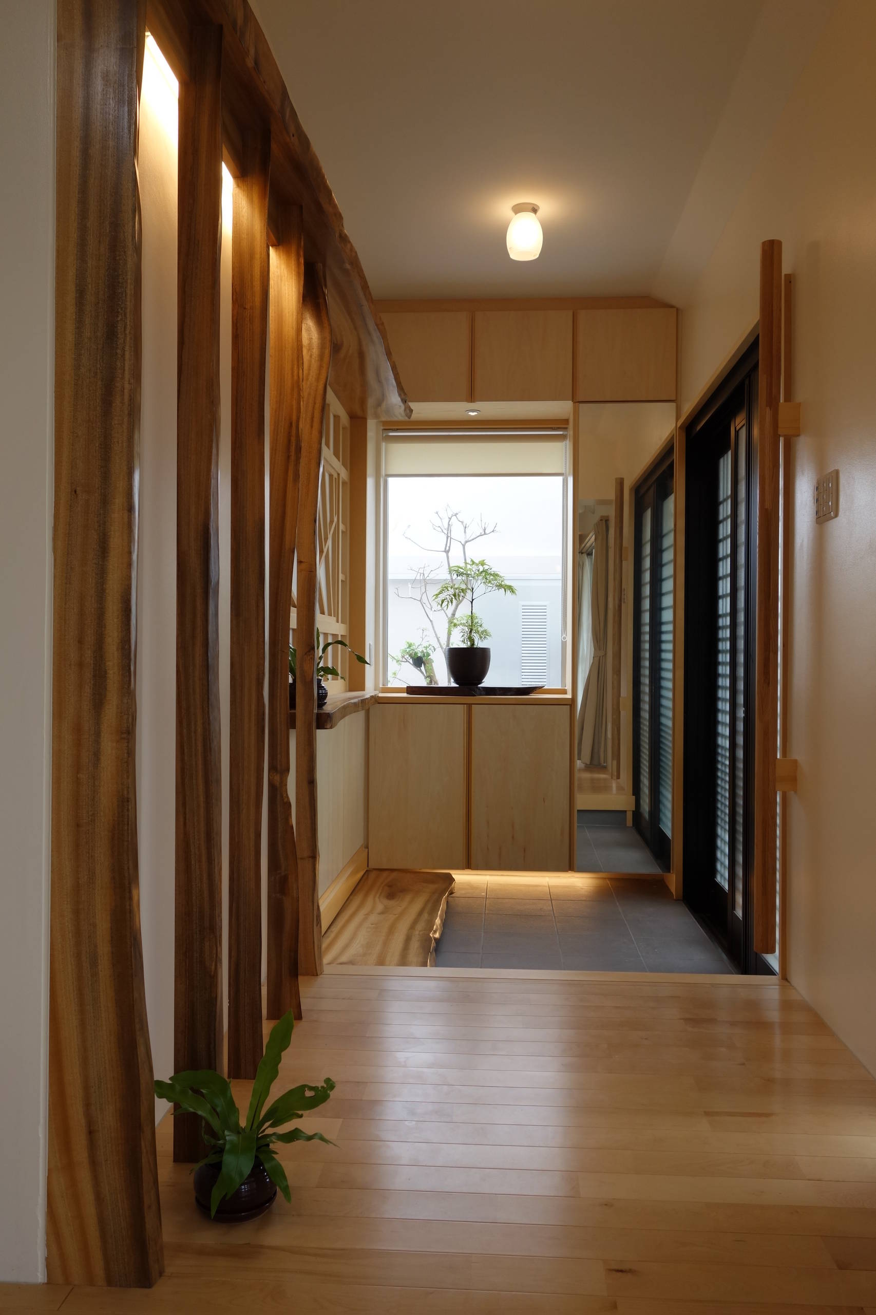 石垣島 バンナー岳ふもとの家 Asian Entry Other By 建築アトリエ Treppen トレッペン Houzz 石垣島 バンナー岳ふもとの家 Asian Entry Other By 建築アトリエ Treppen トレッペン Houzz