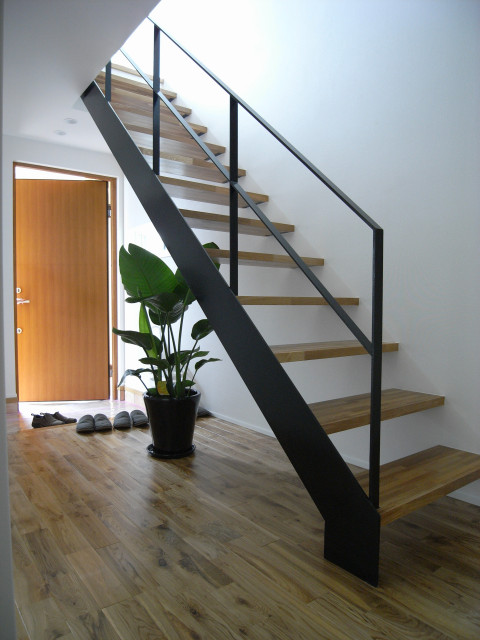 足立区平野の家 Modern Eingang Tokio Von 福田建築設計事務所 Houzz