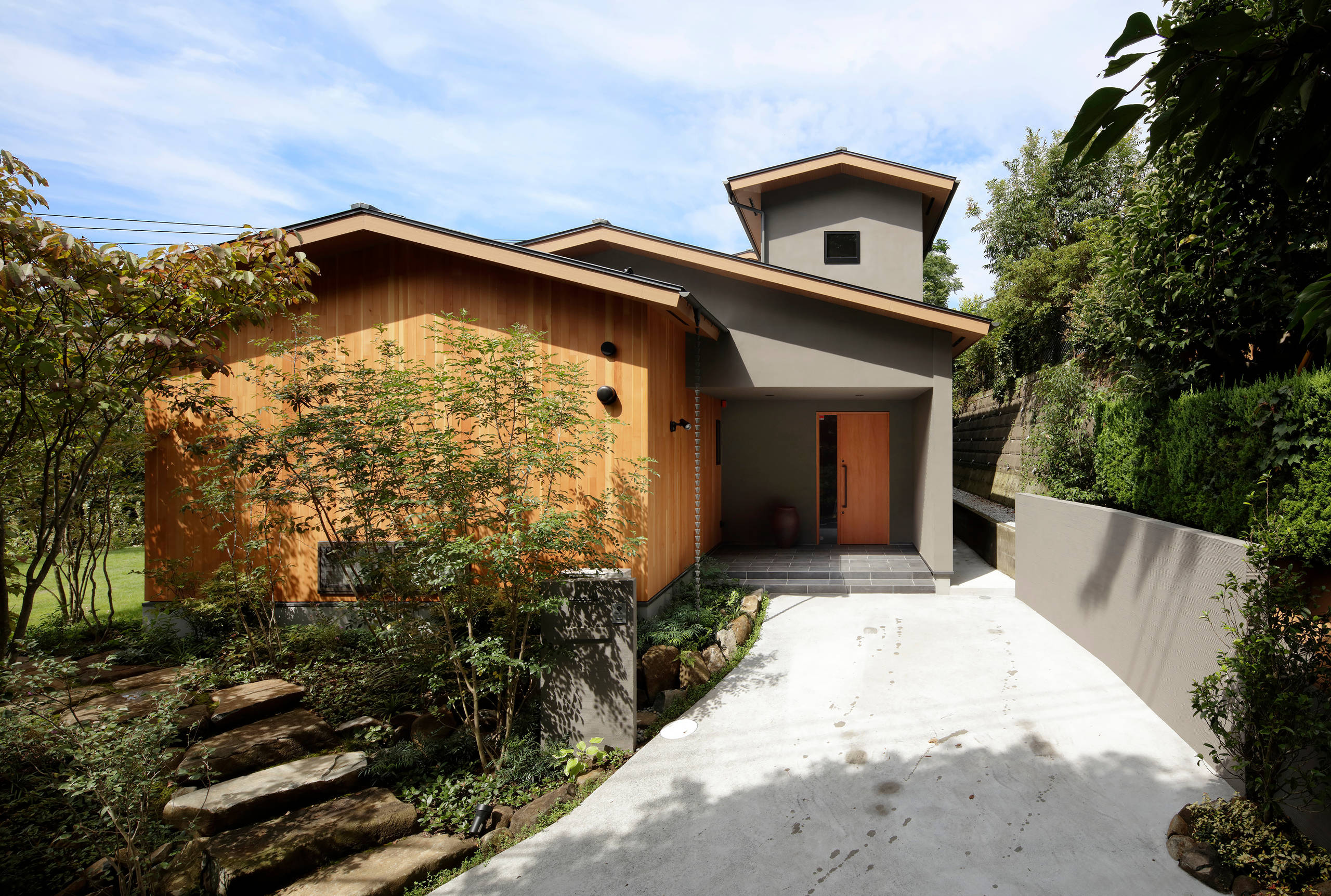 鎌倉の家 Modern Entry Other By 岡太郎建築設計事務所 Houzz