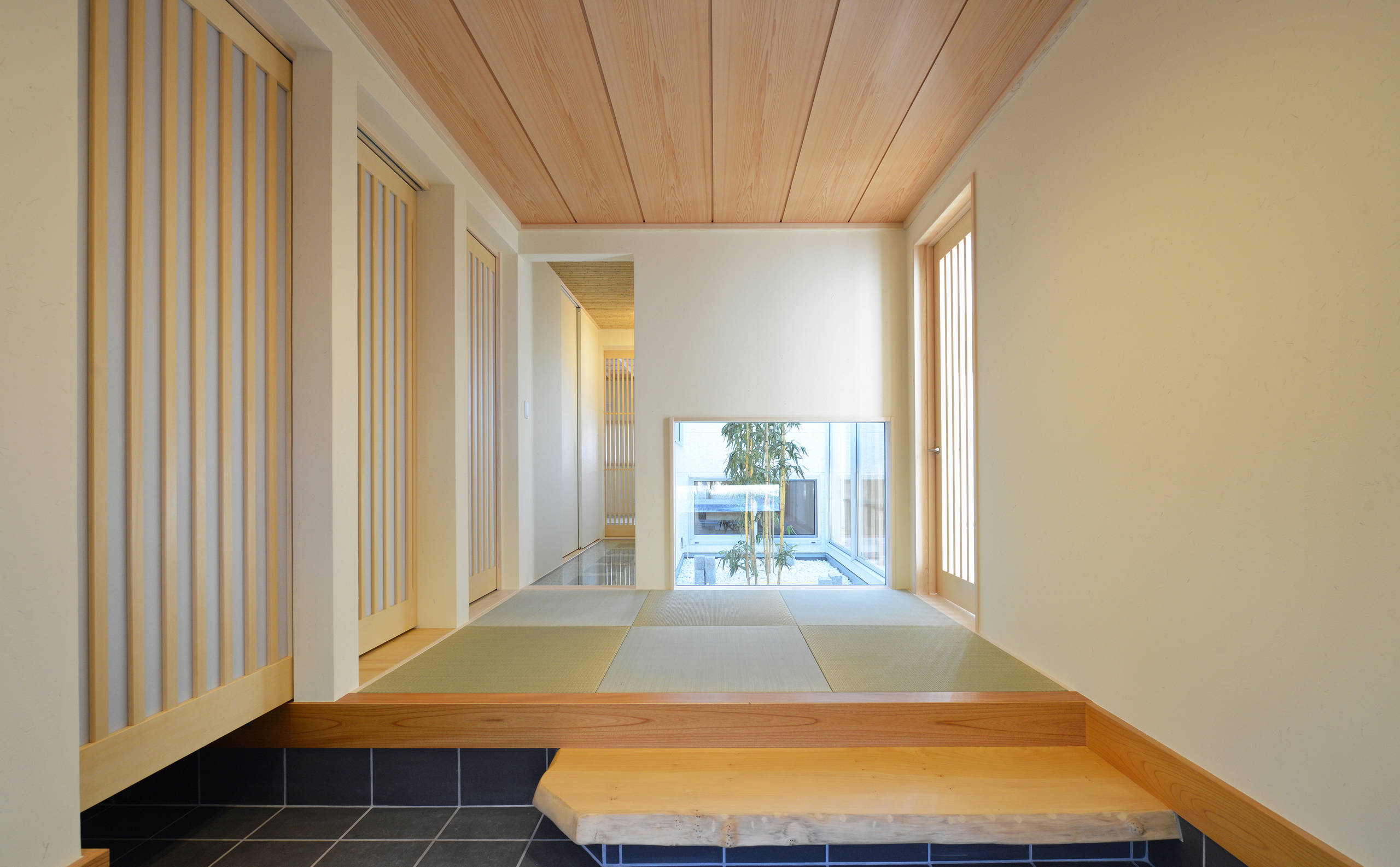 ｇｋ邸 那須高原 斜面 平屋 Japanese Entry Other By イオ コンダクト一級建築士事務所 Houzz