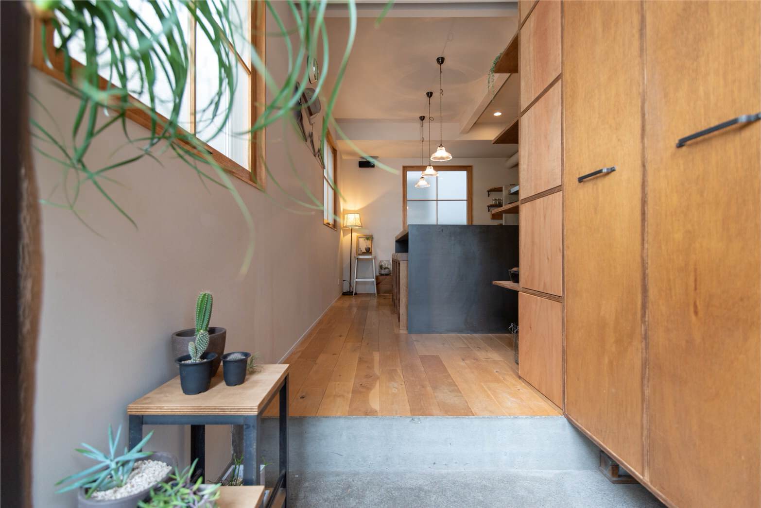 Club66へようこそ Midcentury Entry Tokyo By Club66 小野あゆみ Houzz