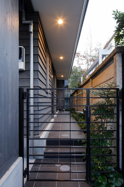 多彩木舎 南善福寺の家 Modern Porch Tokyo By 株式会社 結設計 Houzz 多彩木舎 南善福寺の家 Modern Porch Tokyo By 株式会社 結設計 Houzz
