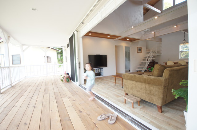 Surfer S House In 下田 ビーチスタイル 庭 東京都下 株式会社カリフォルニア工務店 Houzz ハウズ