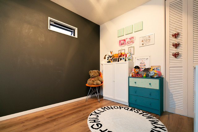 カリフォルニア工務店とのコラボ商品 ｍａｒｉｂｕ Asiatisch Babyzimmer Osaka Von 株式会社ｍｏｎｄｉａｌ Houzz