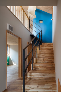 おしゃれなかね折れ階段の画像 21年9月 Houzz ハウズ