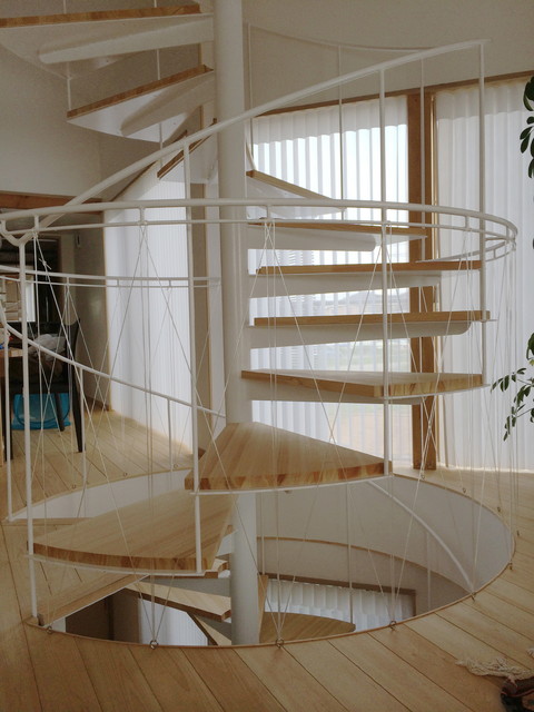 螺旋階段 Scandinave Escalier Autres Perimetres Par 高野設計工房 Houzz