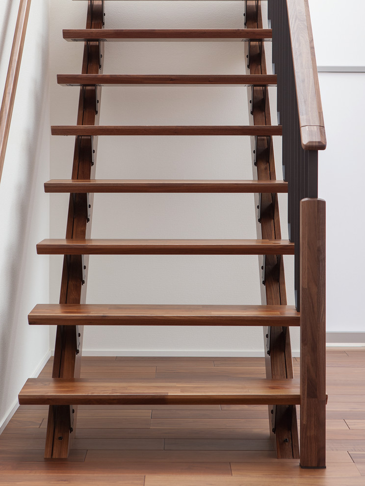 And More 銘木無垢階段 シースルー階段 Staircase Osaka By 朝日ウッドテック株式会社 Houzz