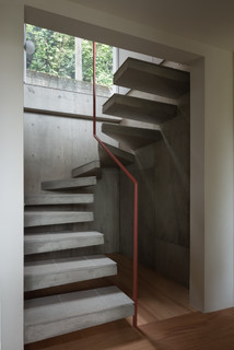 コンクリートのおしゃれな階段の画像 21年6月 Houzz ハウズ