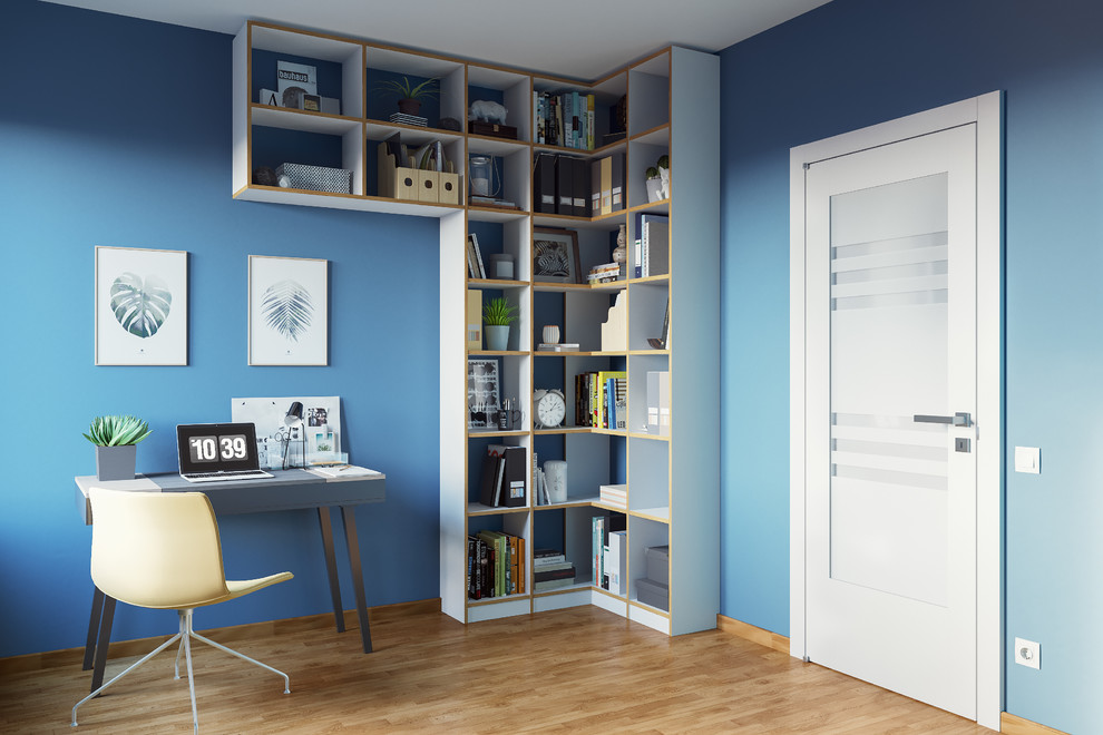 Diseño de despacho contemporáneo con paredes azules, suelo de madera pintada, chimeneas suspendidas, escritorio independiente y suelo marrón