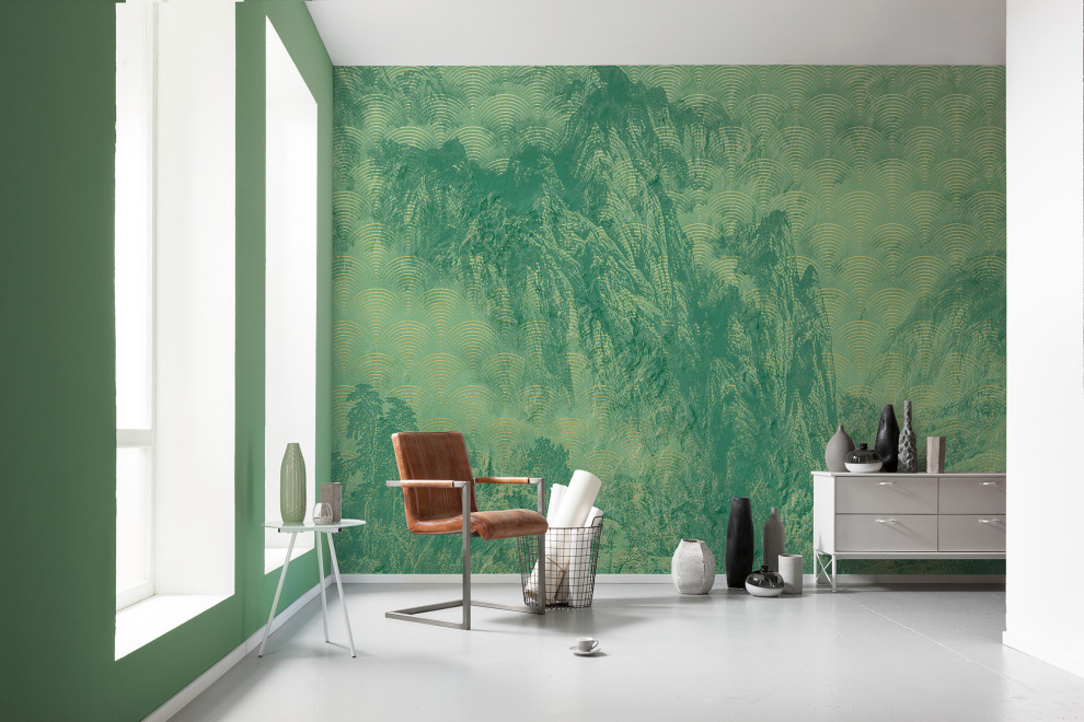 Réalisation d'un grand bureau bohème avec un mur vert, sol en béton ciré et un sol blanc.