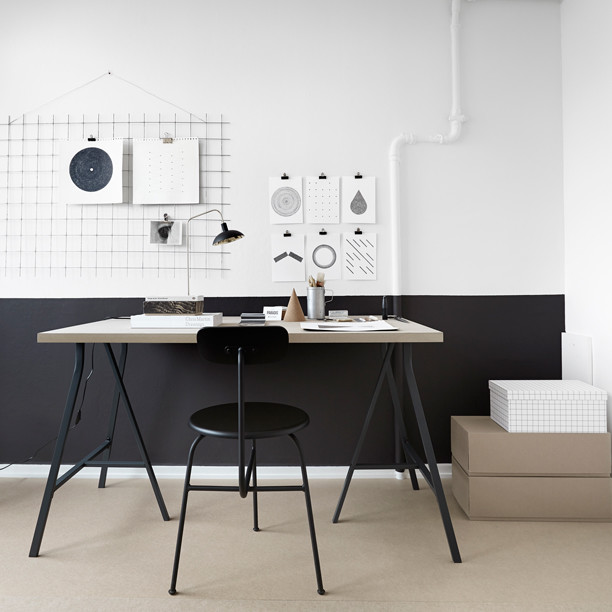 Exempel på ett minimalistiskt arbetsrum